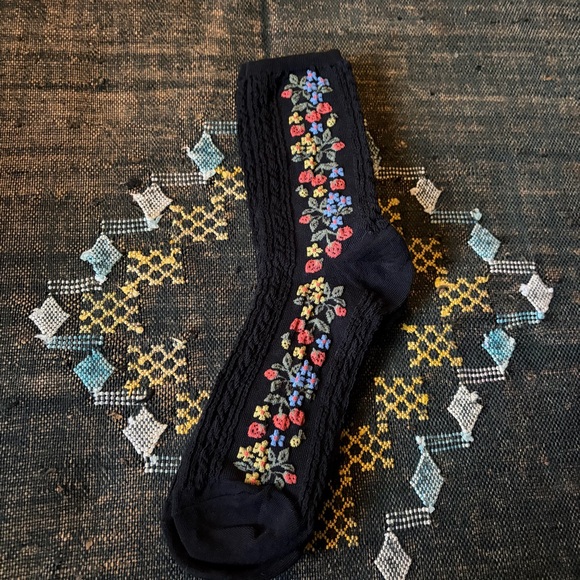 NWT Tiepology socks in Black Strawberries - Picture 4 of 5